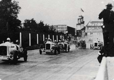 Historic racing scene